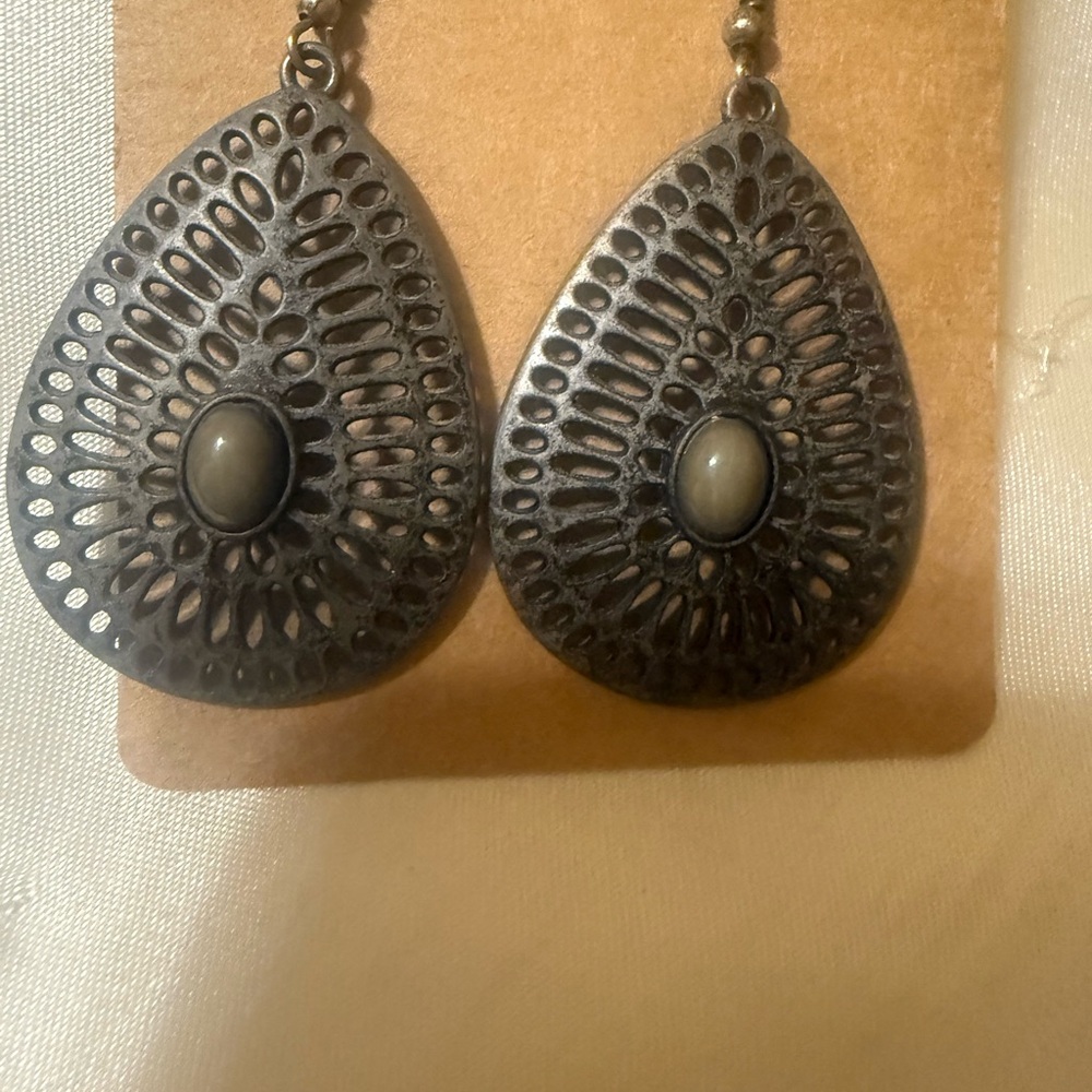 Teardrop Filigree Earrings